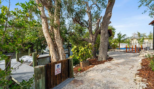 Lower_Slider_Florida