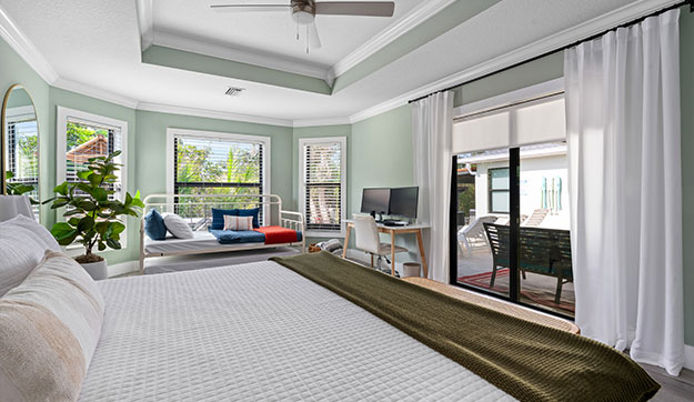 Lower_Slider_Florida